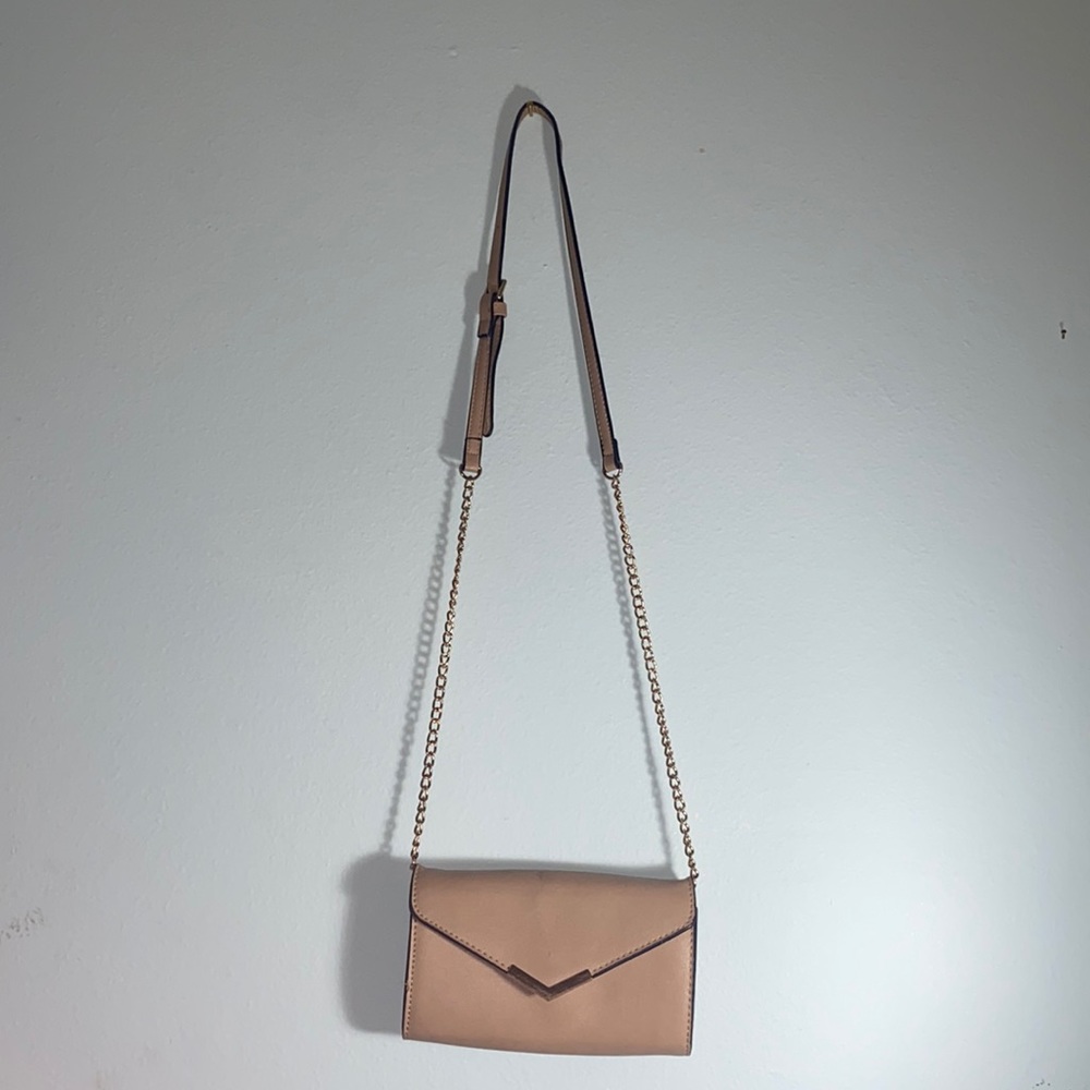 Tan Crossbody Bag with Gold Chain